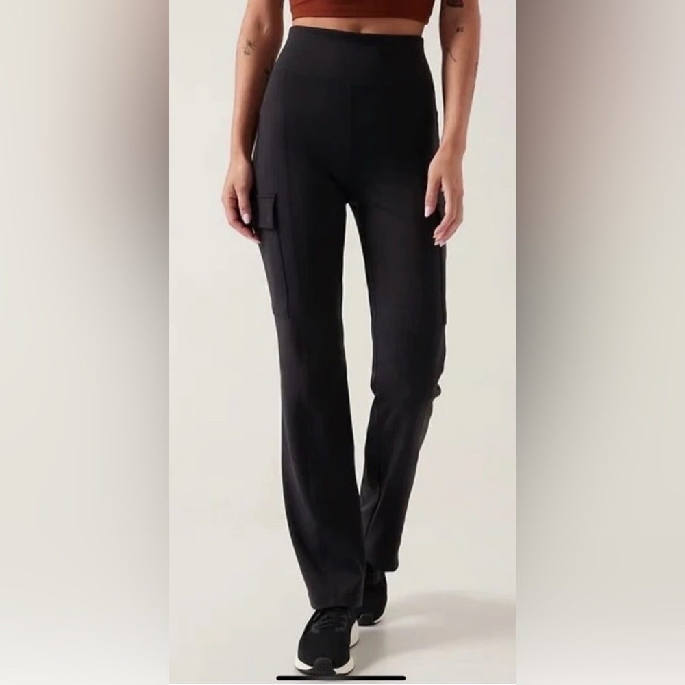 Delancey Straight Cargo Pants-Athleta